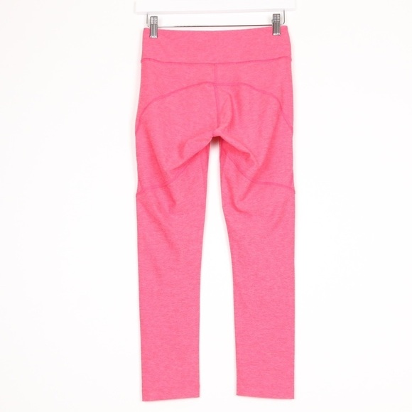Outdoor Voices 3/4 Warmup Leggings - Picture 4 of 9